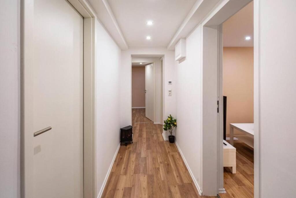 Cityloft Kassel 1 - Zentrale Unterkunft Fuer Gruppen Bis 7 Personen - Parkplatz - Netflix Exterior foto